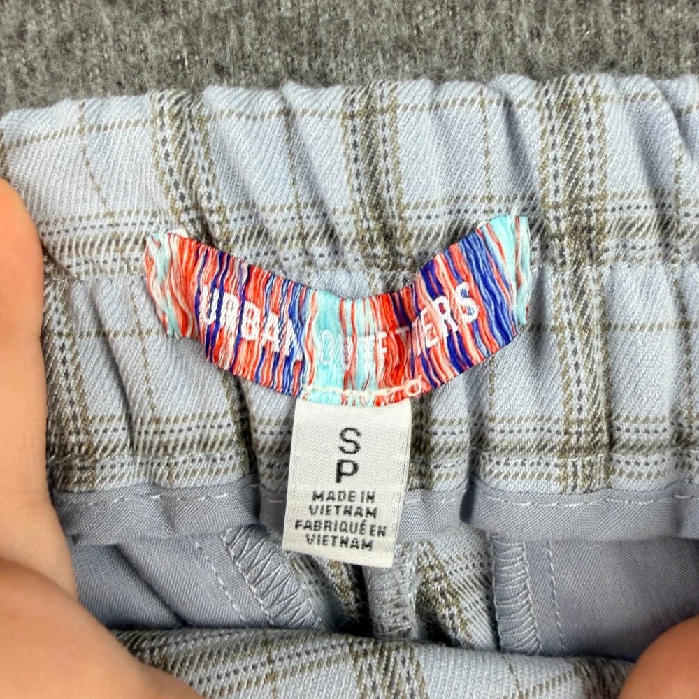 Urban Outfitters Light Blue Plaid‎ Pleated Shorts Women's S Small NWT OB1705100